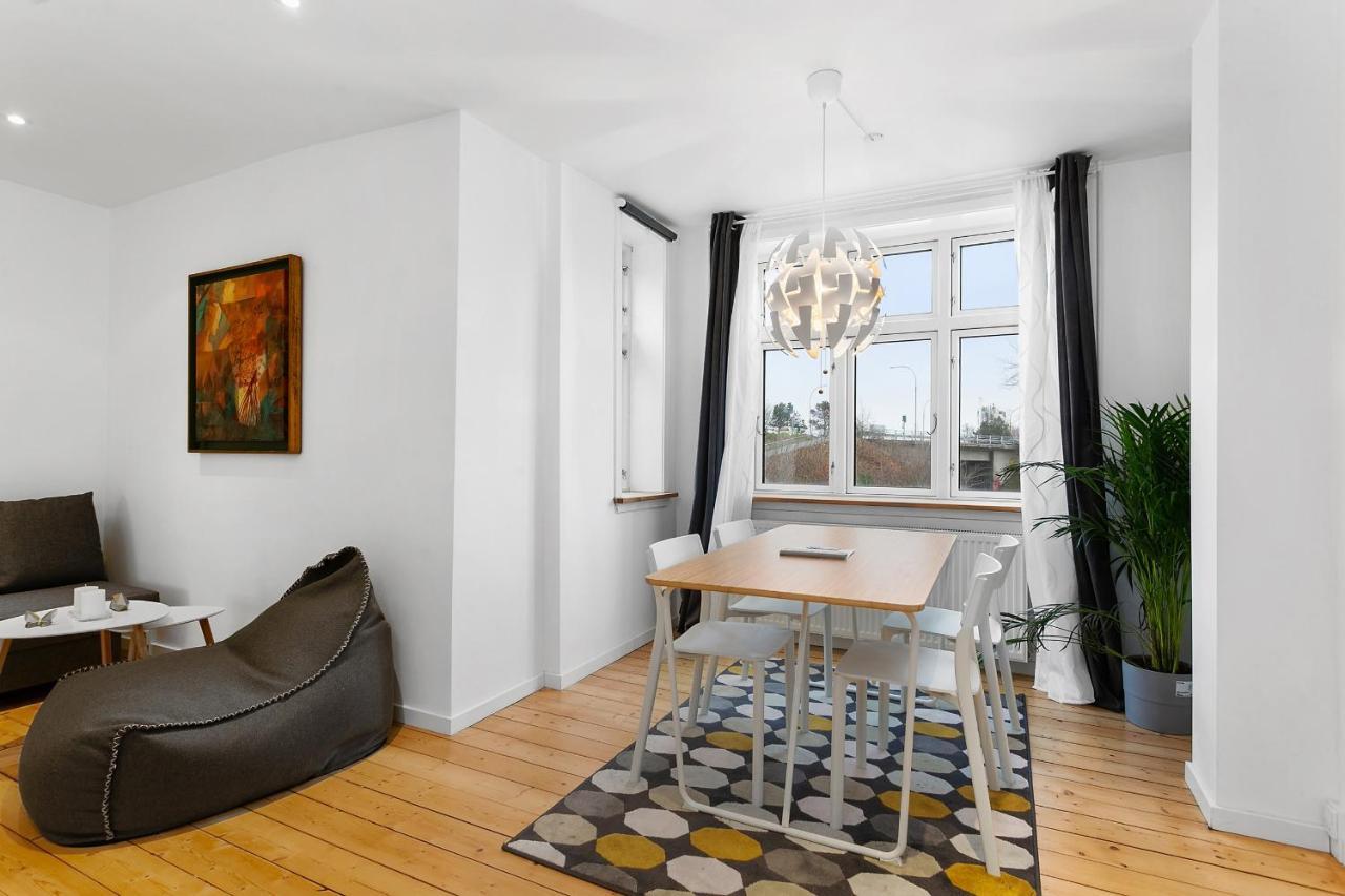 Aday - Apartment Suite Aalborg Center Zewnętrze zdjęcie